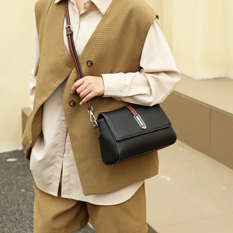 Bolsa Tiracolo Feminina Luxe, bolsa preta, bolsa pequena, bolsa transversal, bolsa elegante, bolsa com alça ajustável - lojamillani