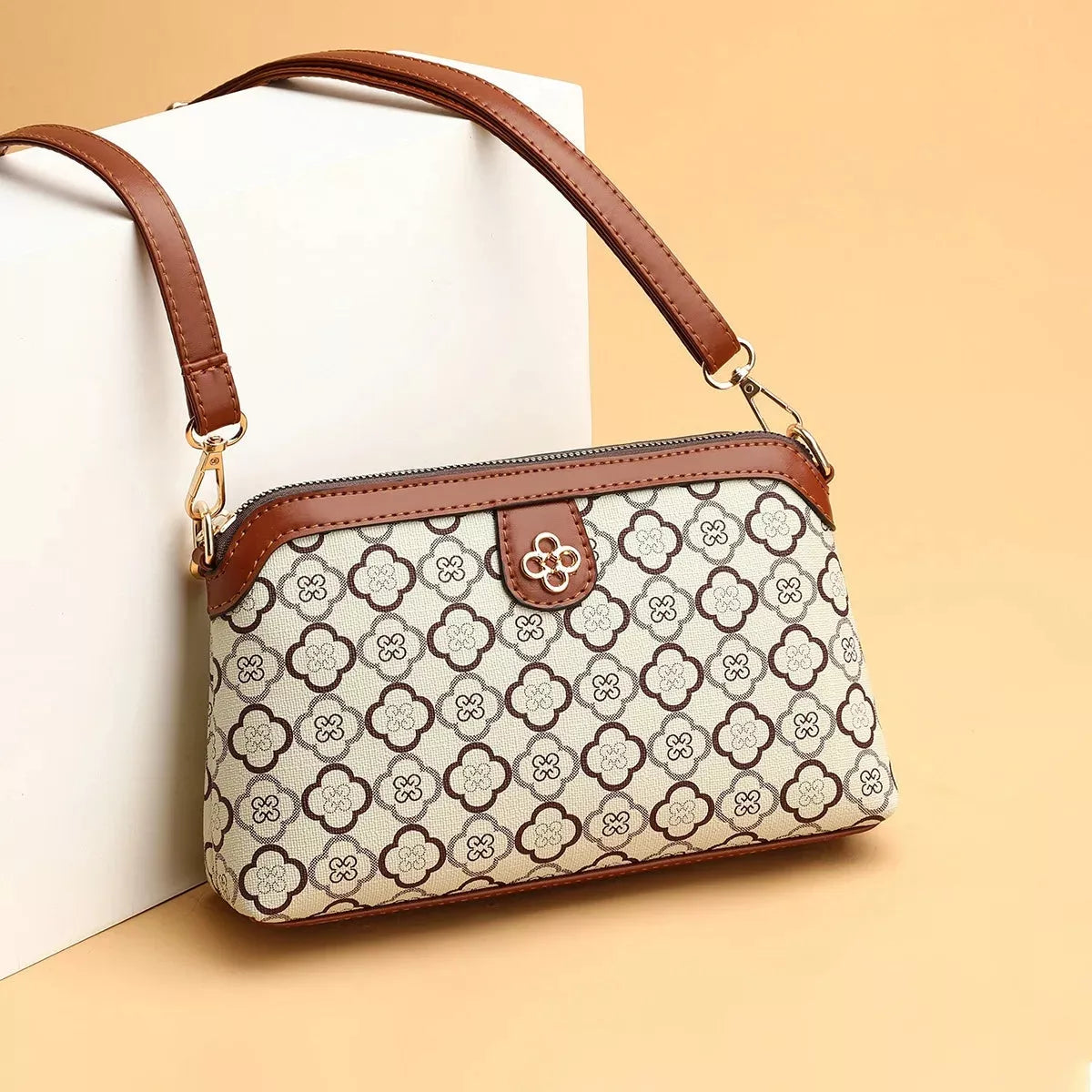 Bolsa Tiracolo de Couro Feminina Polina, Bolsa Branca, Bolsa Pequena de Couro, Bolsa de Couro Branca, Bolsa de Ombro, Bolsa Resistente, Bolsa de Couro Pequena - lojamillani