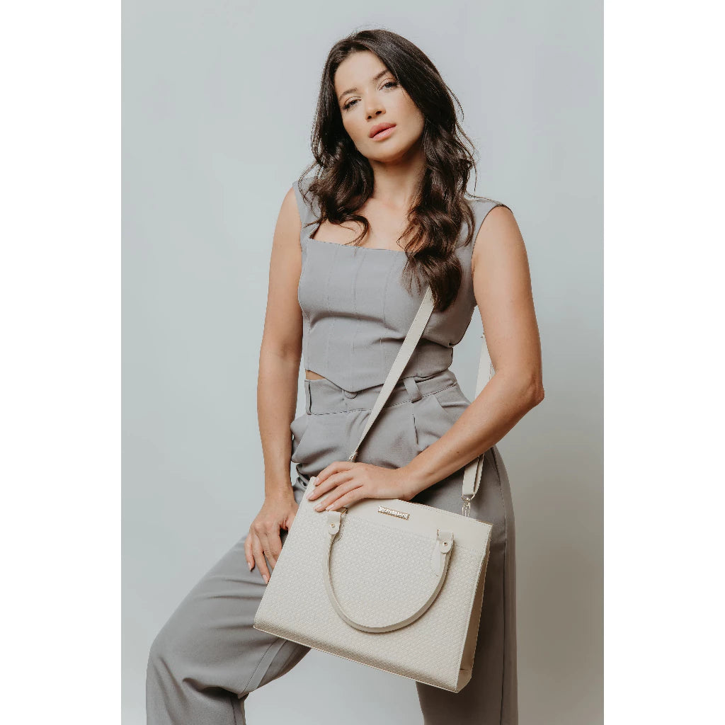 Bolsa Tote Grande Feminina Santorini, bolsa creme, bolsa grande, bolsa tote, bolsa shopper, bolsa com tassel, bolsa elegante, bolsa com alça regulável - lojamillani