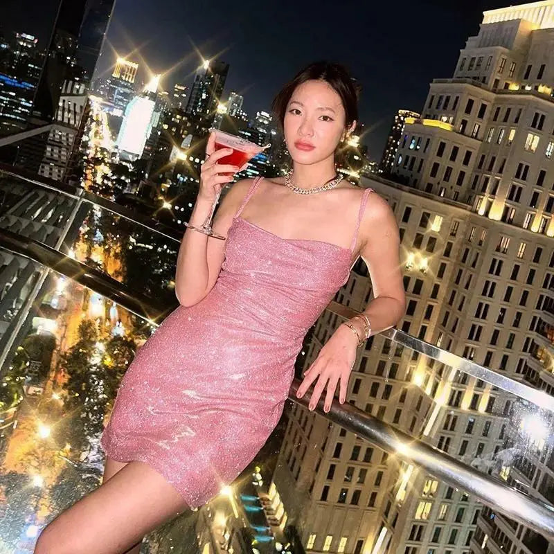 Vestido Feminino Curto de Lurex AfterGlow, vestido de lurex, vestido curto, vestido curto de alcinha, vestido de festa curto, vestido rosa curto, vestido lurex - lojamillani