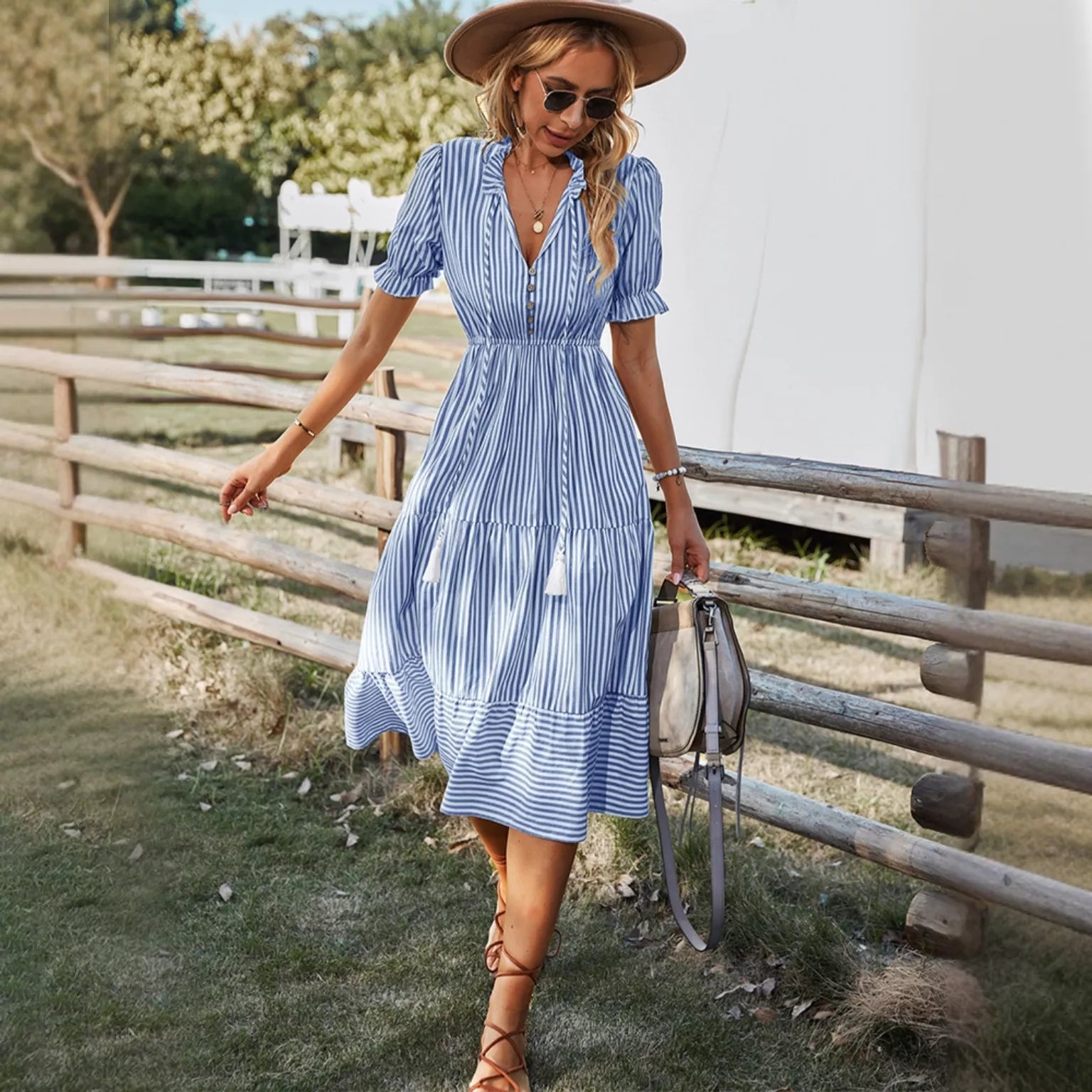 Vestido Feminino Midi Listrado Charlotte – Loja Millani