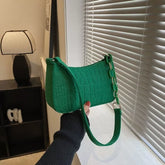 Bolsa Feminina Pequena de Ombro com Textura de Crocodilo Serena, Bolsa Verde, Bolsa Pequena, Bolsa com Textura, Bolsa de Ombro, Bolsa com Textura Animal, Bolsas Pequenas - lojamillani