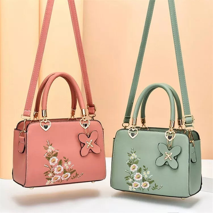 Bolsa Tiracolo Feminina em Couro Abbey, Bolsa Feminina Verde e Bolsa Rosa Tiracolo, Bolsa Tiracolo de Couro, Bolsa de Couro, Bolsa Verde de Couro, Bolsa de Mão, Bolsa de Ombro, Bolsa Rosa - lojamillani