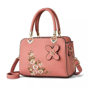 Bolsa Tiracolo Feminina em Couro Abbey, Bolsa Feminina Rosa Tiracolo, Bolsa Tiracolo de Couro, Bolsa de Couro, Bolsa Rosa de Couro, Bolsa de Mão, Bolsa de Ombro, Bolsa Rosa - lojamillani