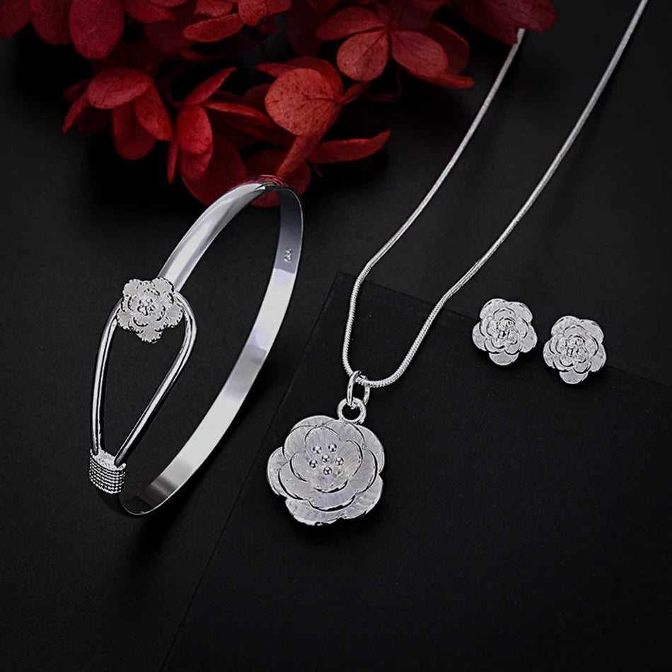Conjunto Feminino de Prata 925 Rosa Eterna, conjunto prata 925, colar prata 925, pulseira prata 925, brinco prata 925, conjunto feminino prata 925, acessórios de prata - lojamillani