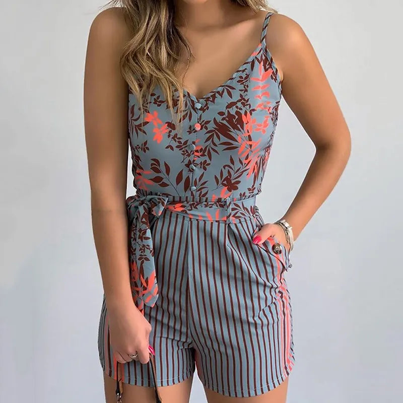 Macacão Curto Feminino de Verão Aloha, macacão azul ardósia, macacão justinho, macacão verão, macacão curto, macacão confortavel - lojamillani