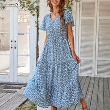 Vestido Feminino Longo Florido com Decote Helena, Vestido Azul, Vestido Azul com Decote, Vestido Florido, Vestido Longo Florido, Vestido Boho Chic, Vestido Boho com Decote, Vestido com Flores Pequenas - lojamillani