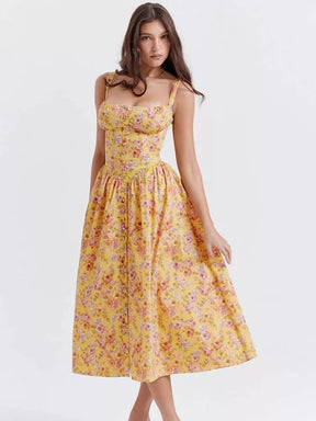 Vestido Feminino Midi Verão Europeu com Fenda Lateral, Vestido Amarelo, Vestido Verão Europeu, Vestido Midi, Vestido Florido, Vestido Famoso, Vestido com Fenda, Vestido de Alcinha, Vestido em Alta - lojamillani